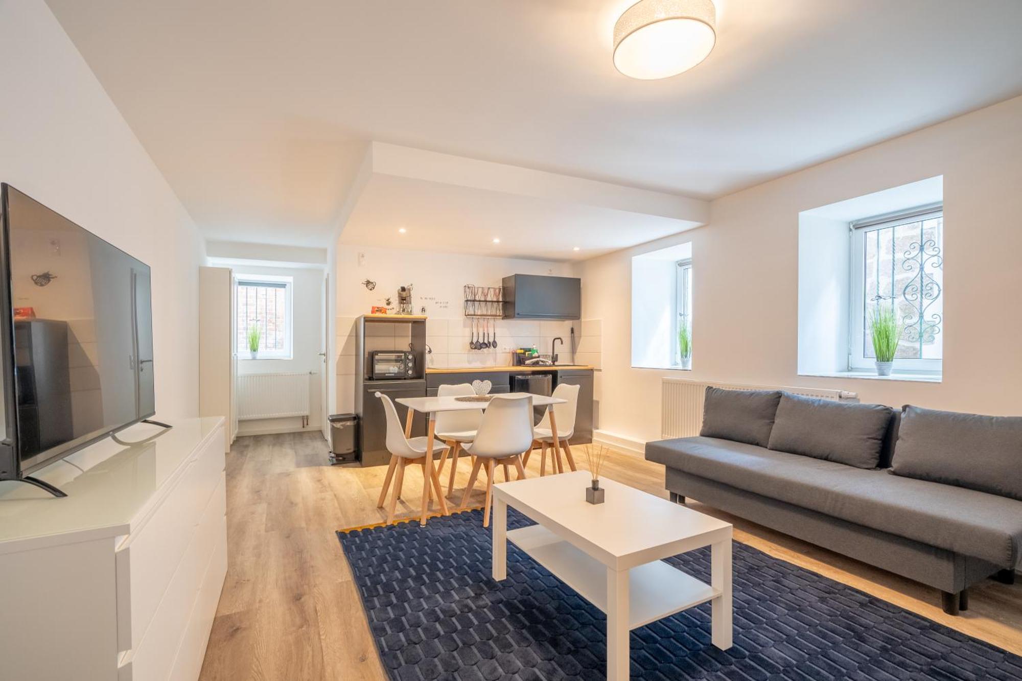 Gemuetliche Dachgeschosswohnung -Waldstrassenviertel Leipzig Dış mekan fotoğraf